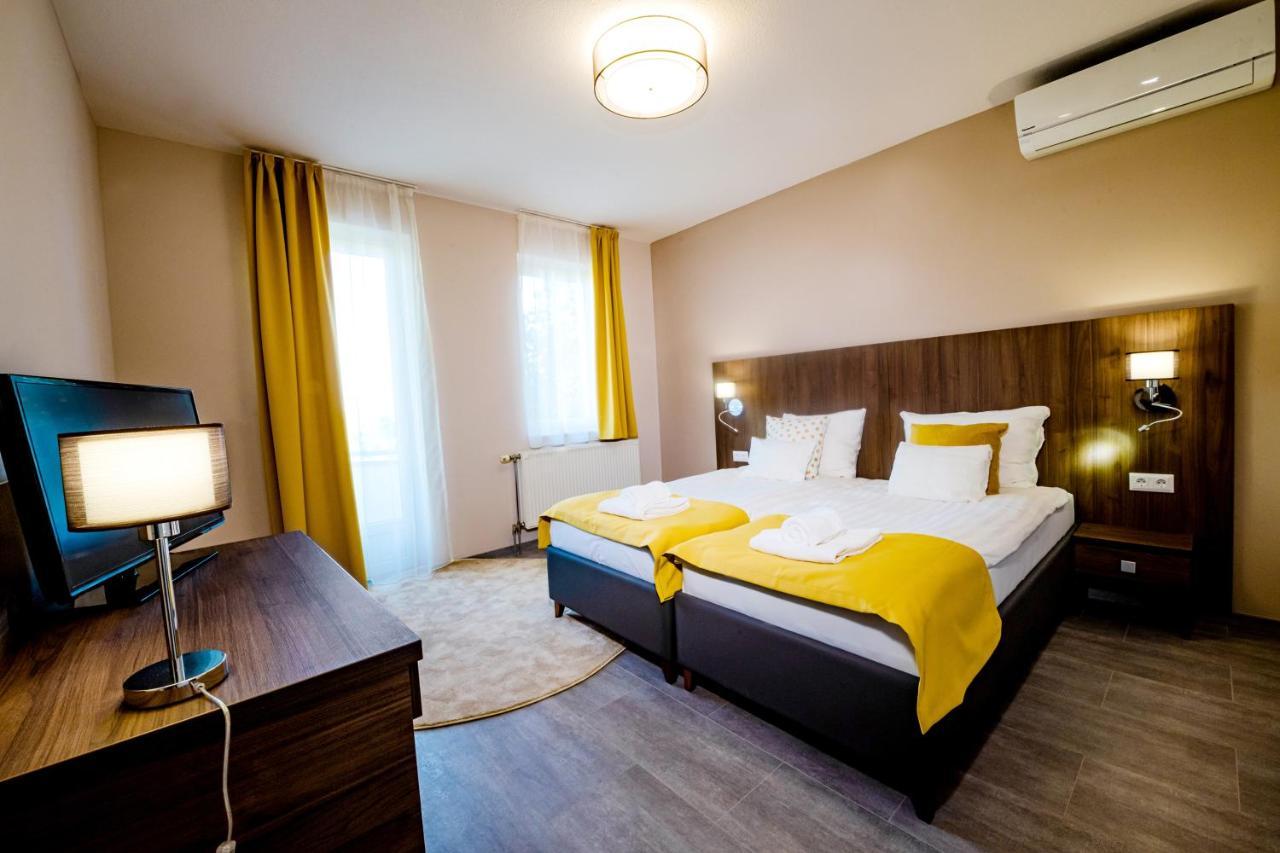 Furdo Hotel*** Zalakaros Luaran gambar