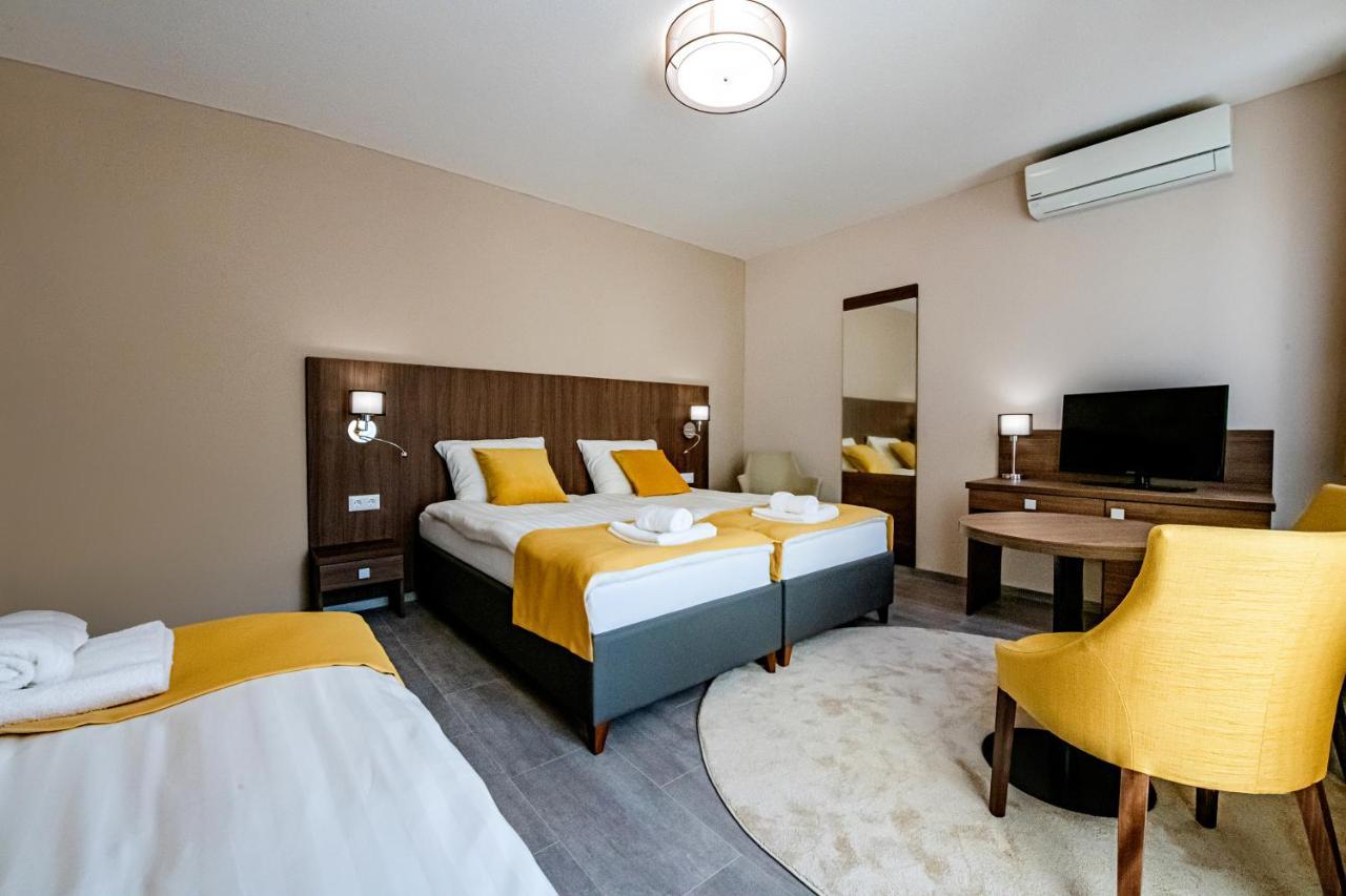Furdo Hotel*** Zalakaros Luaran gambar